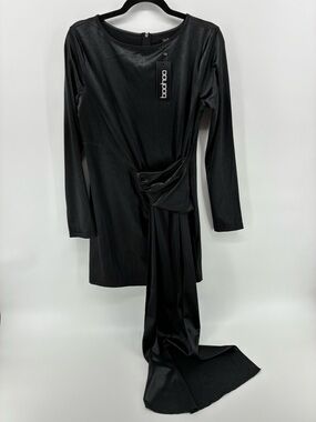 BNWT!! Boohoo Black Long Sleeve Drape Front Bodycon Dress